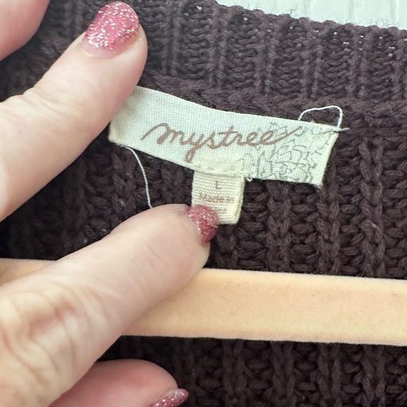 Ruffle Detail Sweater - Mystree - Large - Picture 3 of 3